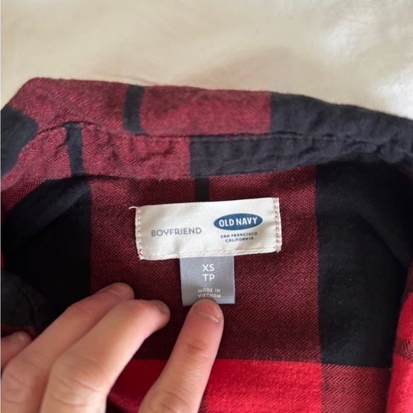 Old Navy Women’s Flannel Shirt – Size XS, Red & Black Plaid, Soft Button-Down - Picture 3 of 11